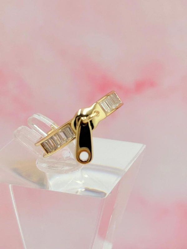 Anillo laminado diseño de cremallera