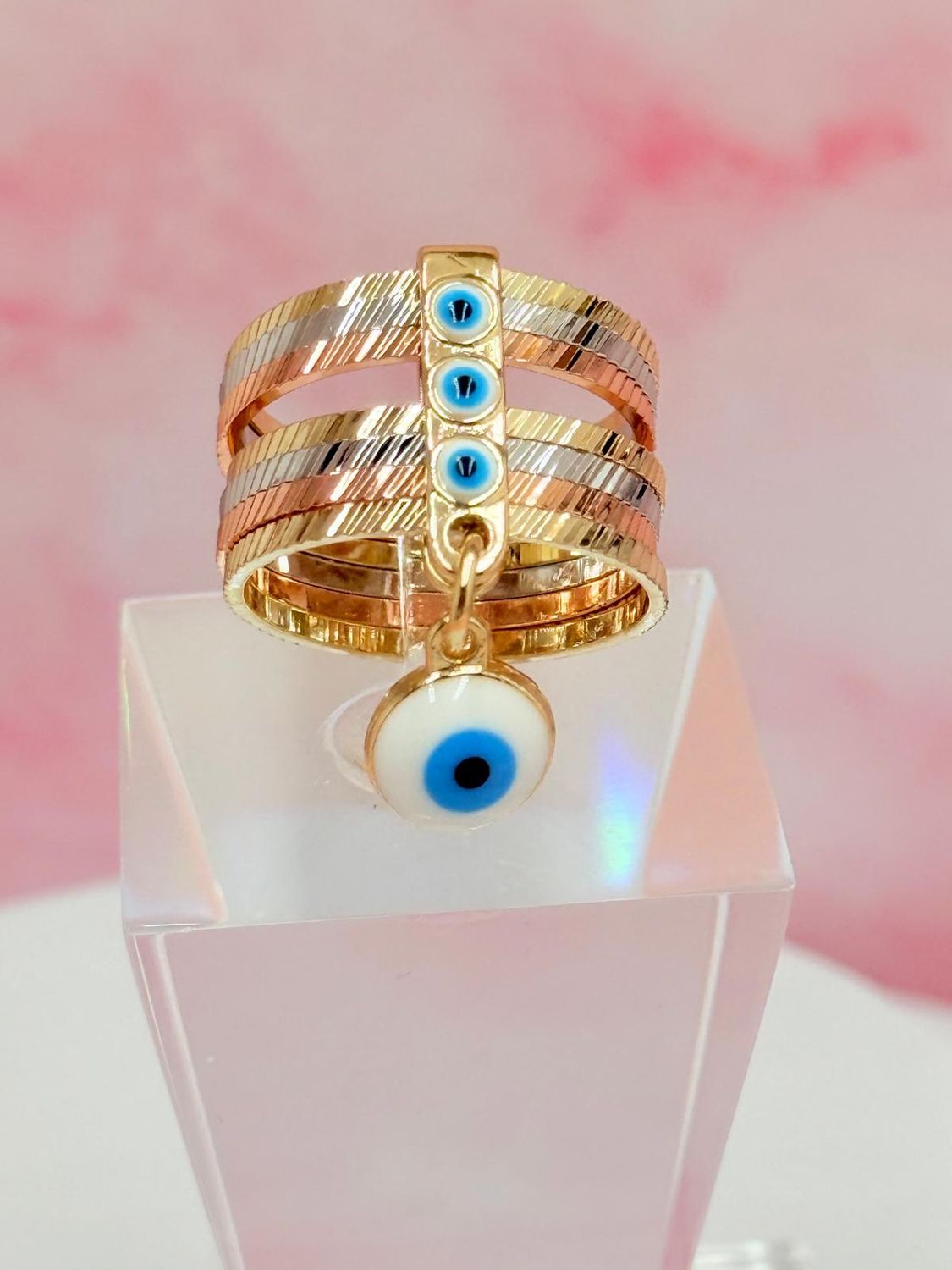 Anillo laminado ojo celeste