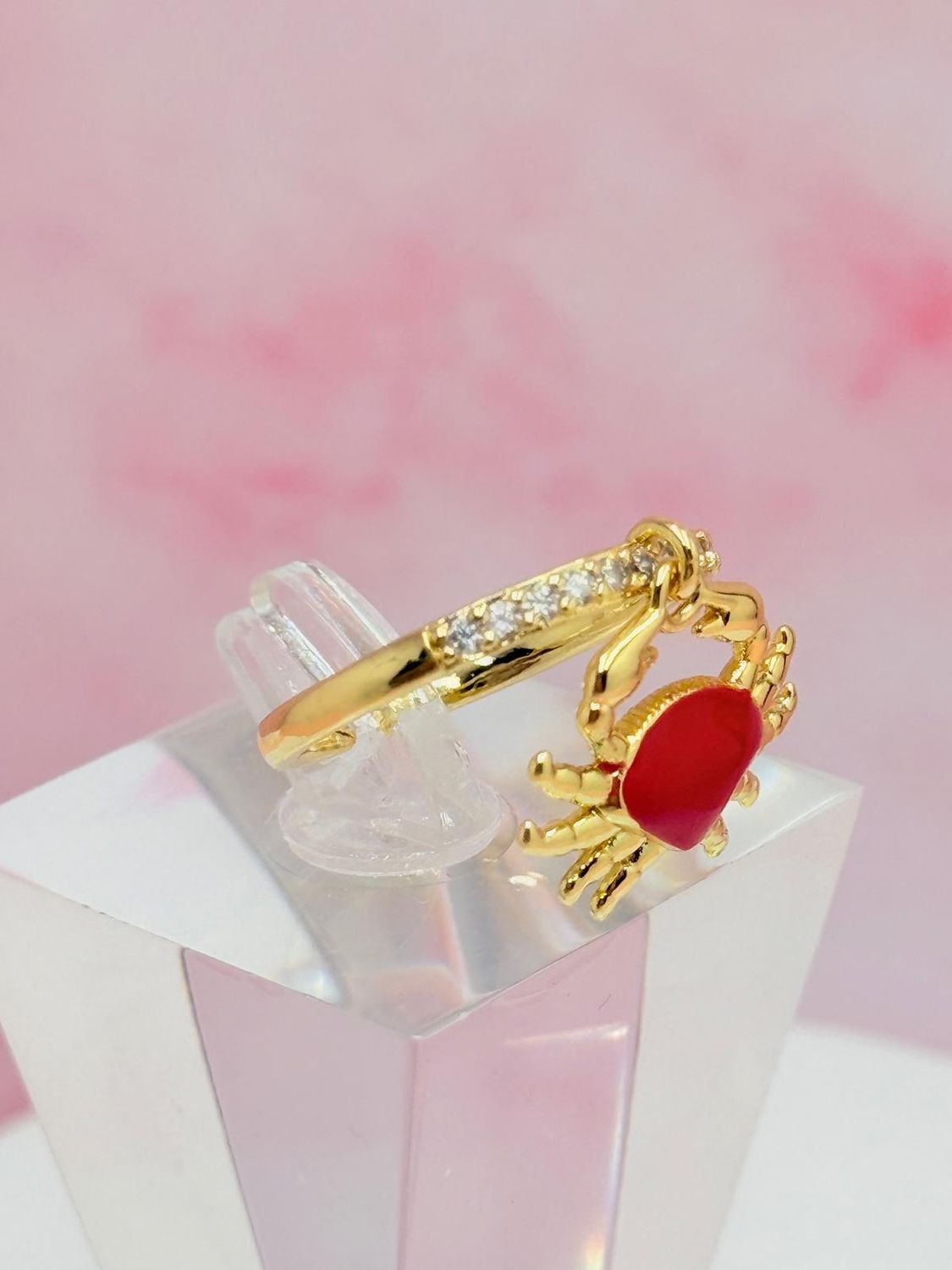 Anillo laminado forma de cangrejo