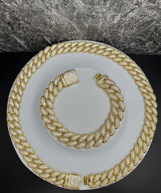 Set cadena y pulsera