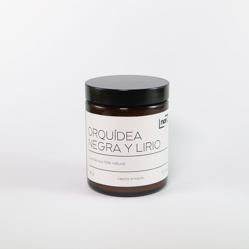 ORQUIDEA NEGRA Y LIRIO