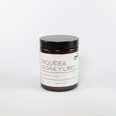 ORQUIDEA NEGRA Y LIRIO
