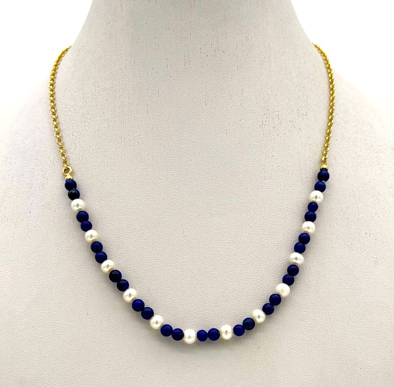Onyx and White Agate Choker Necklace