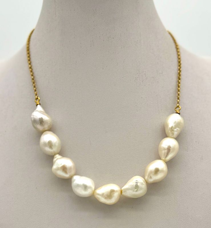 Indonesian Large Pearl Choker Necklace