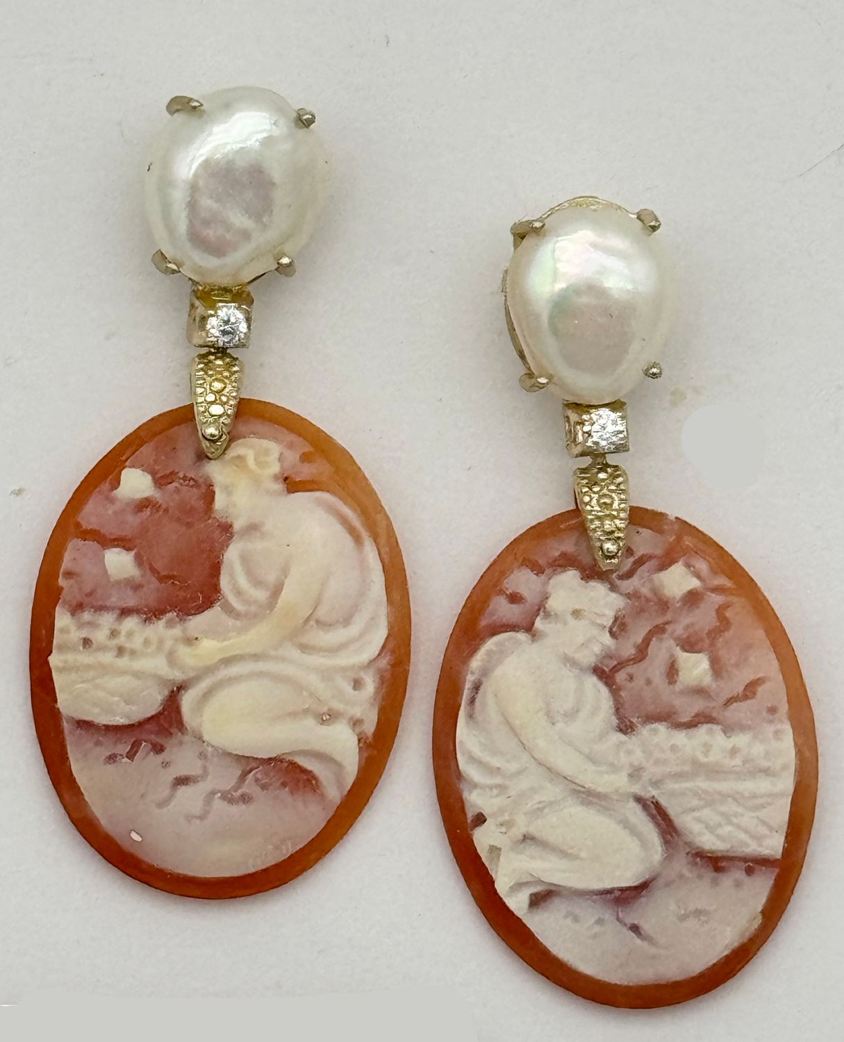 Cameo and pearl earrings