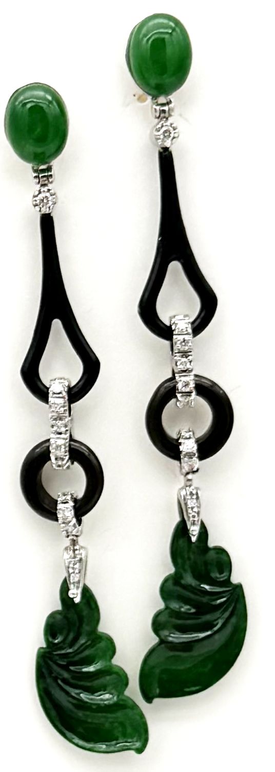 18 KT ART DECO&#39; GOLD EARRING BKT 0,25 DIAMONDS AND JADE AND ONIX