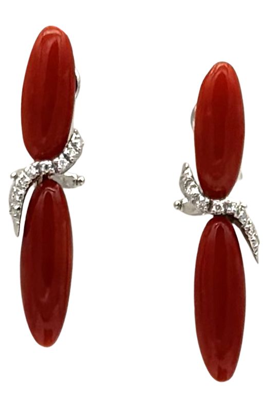 18 KT ART DECO&#39; GOLD EARRING BKT 0,40 DIAMONDS RED MEDITERREAN CORAL