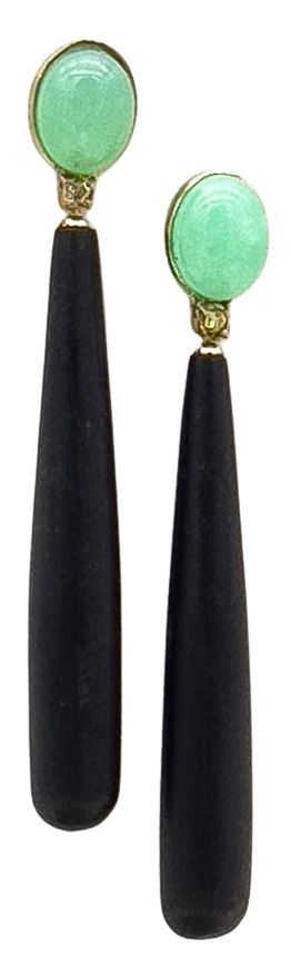 9K GOLD EARRING WITH KT 0,10 ROSE CUT DIAMONDS CHRYSOPRASE CABOSHON AND EBONY DROPS