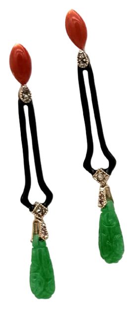 9KT ART DECO&#39; GOLD EARRING KT0,25 ROSE CUT DIAMONDS, AND RED MEDITERREAN CORAL AND JADE BLACK ENAMEL INSERTS