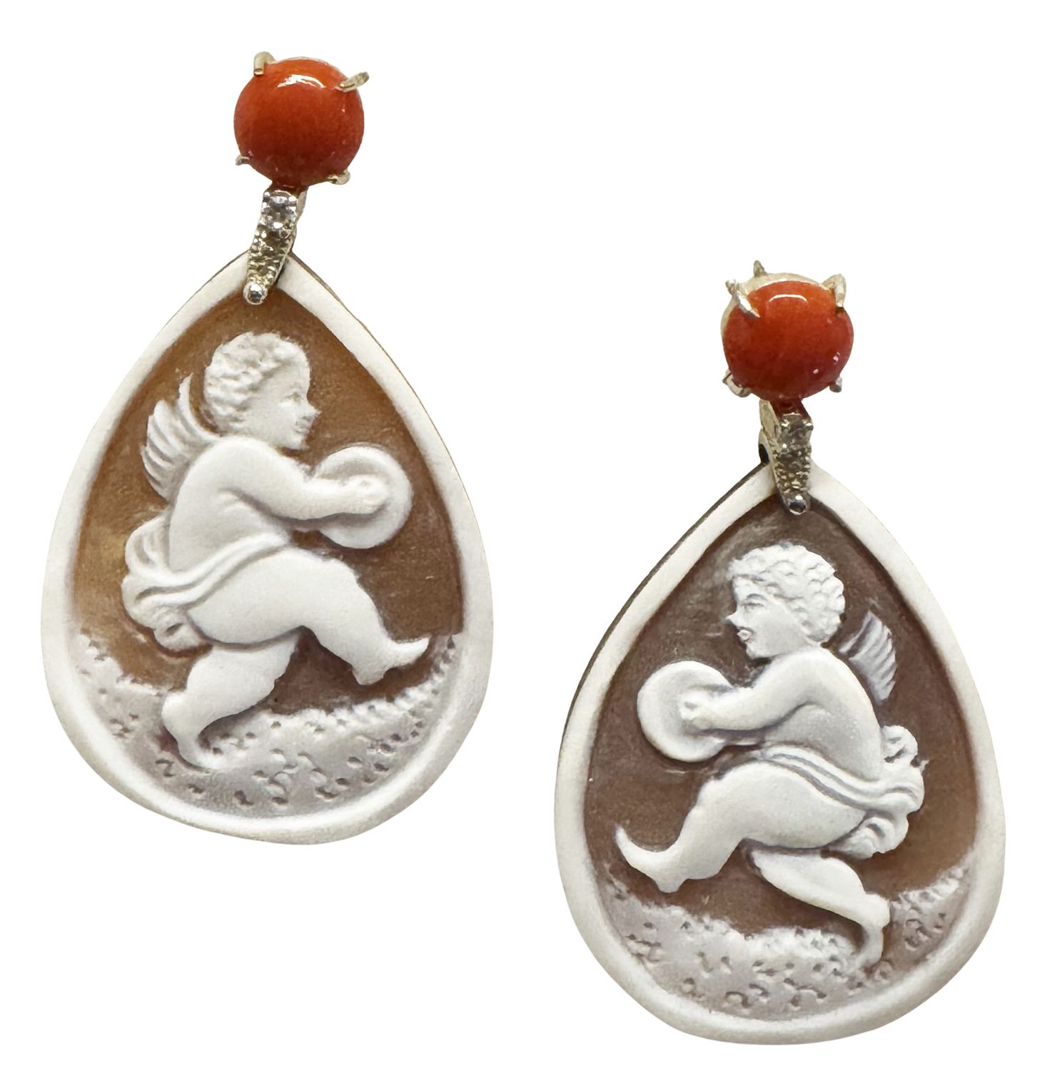 CAMEO EARRINGS WITH ANGELS AND CORALLO RUBRUM