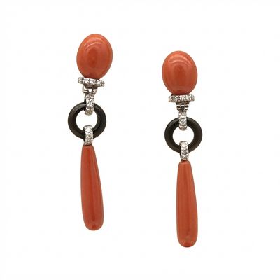 Art Deco 18K Gold Earrings with Diamonds 0.27 ct, Red Mediterranean Coral &amp; Onyx