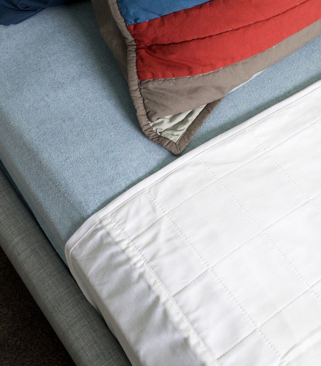Brolly Sheet Bed Pad KING- With Wings