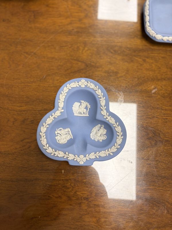 Jasperware. England. Wedgwood. 4-Piece Card Set (Diamond, Spade, Club, and Heart)