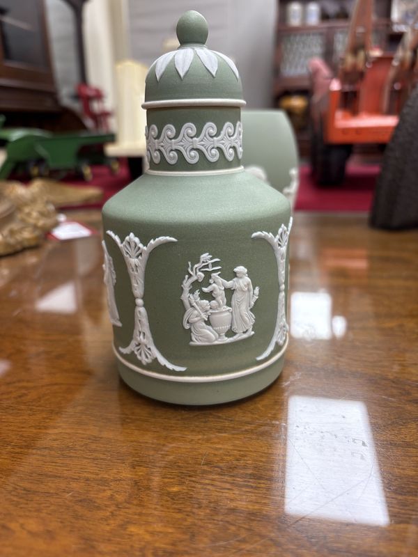 Jaspwerware. England. Wedgwood. Tea Caddy. Antique. 1900