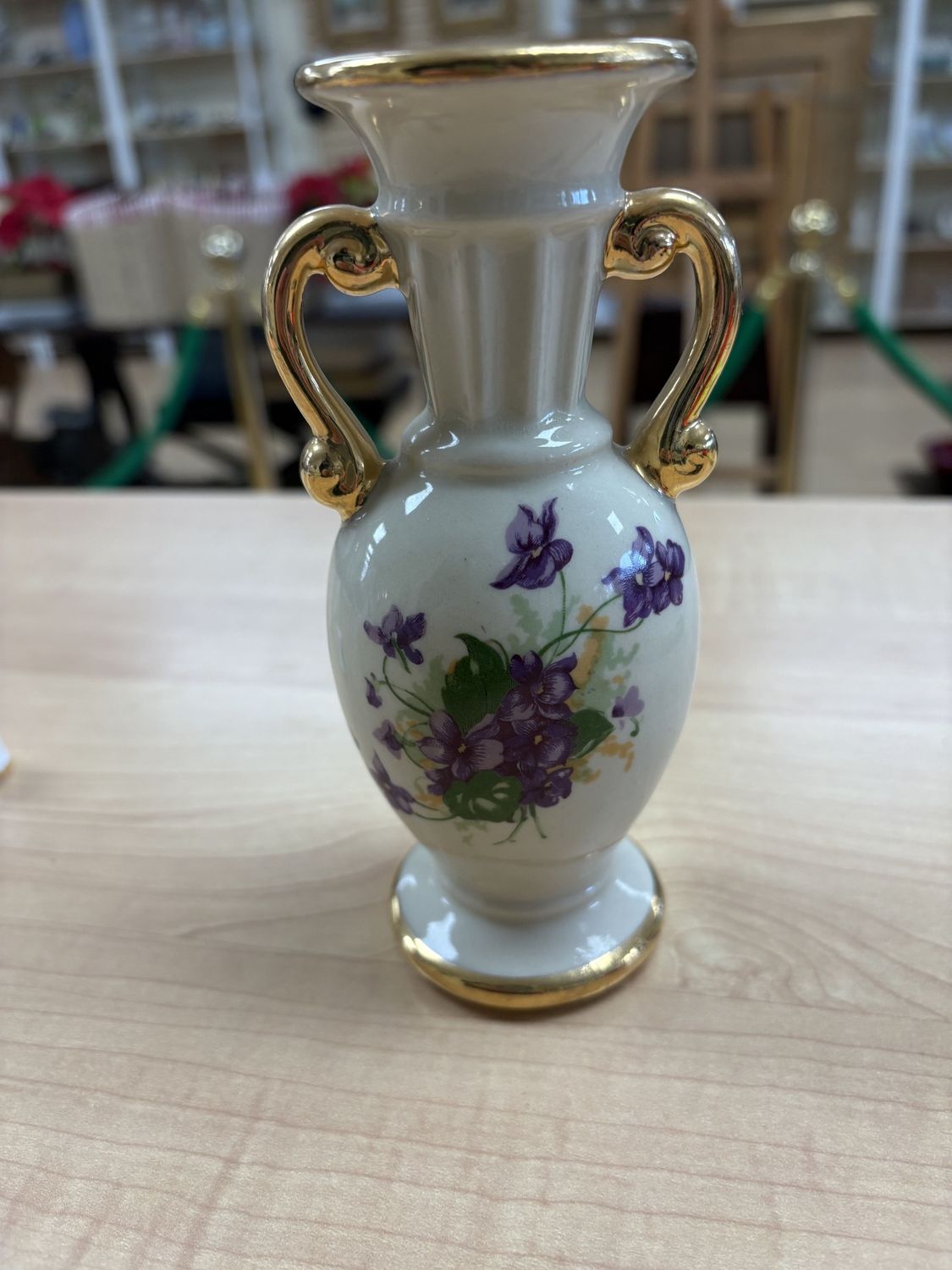 Porcelain. USA. Vase. Ceramic. 2 Gold Handles, Purple Violets &amp; Gold Trim. Vintage. 6&quot;H