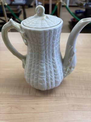 Porcelain. Ireland. Belleek. Tridanca Yellow Coffee Pot with Lid. 8"H [6th Mark/Green: 1965-1980]