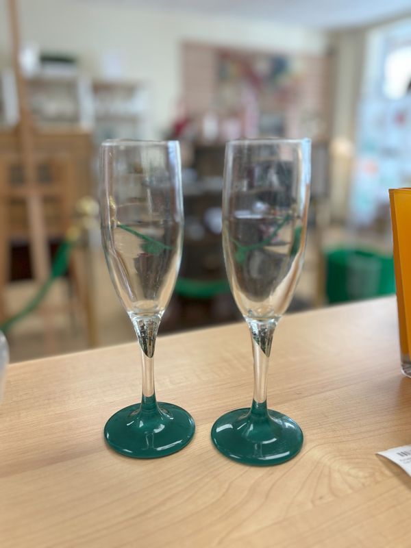 Glass. USA. Champagne. Clear w/Green Base. 8&quot;H (Set of 2)