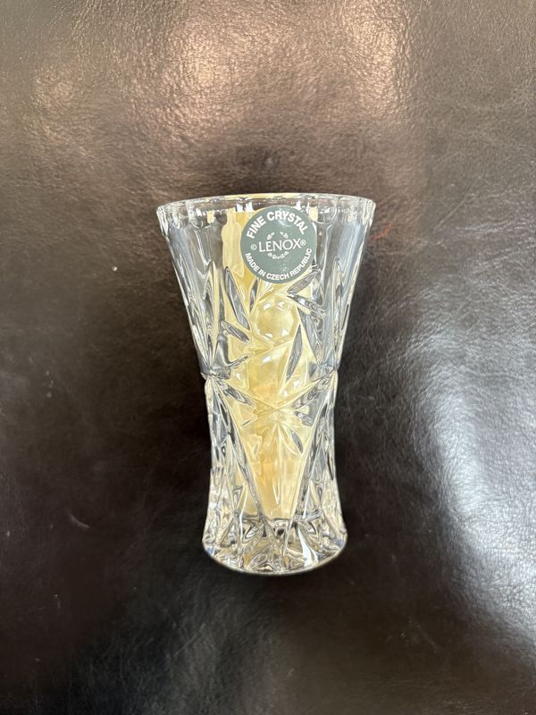 Crystal. Czech Republic. Lenox. Crystal Star Vase. 4&quot;H