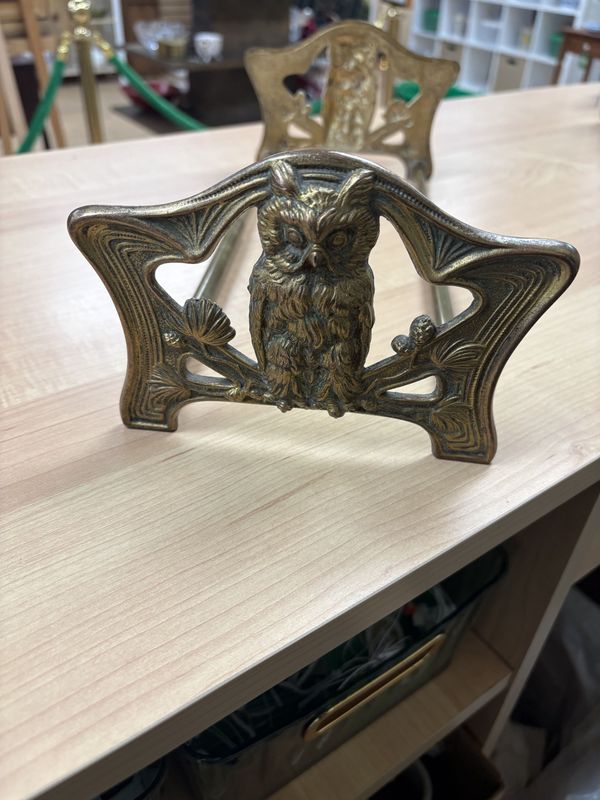 Bookends. USA. Vintage Brass Art Nouveau Owl Expandable Bookends/Bookrest. 9.25&quot;-15&quot;L