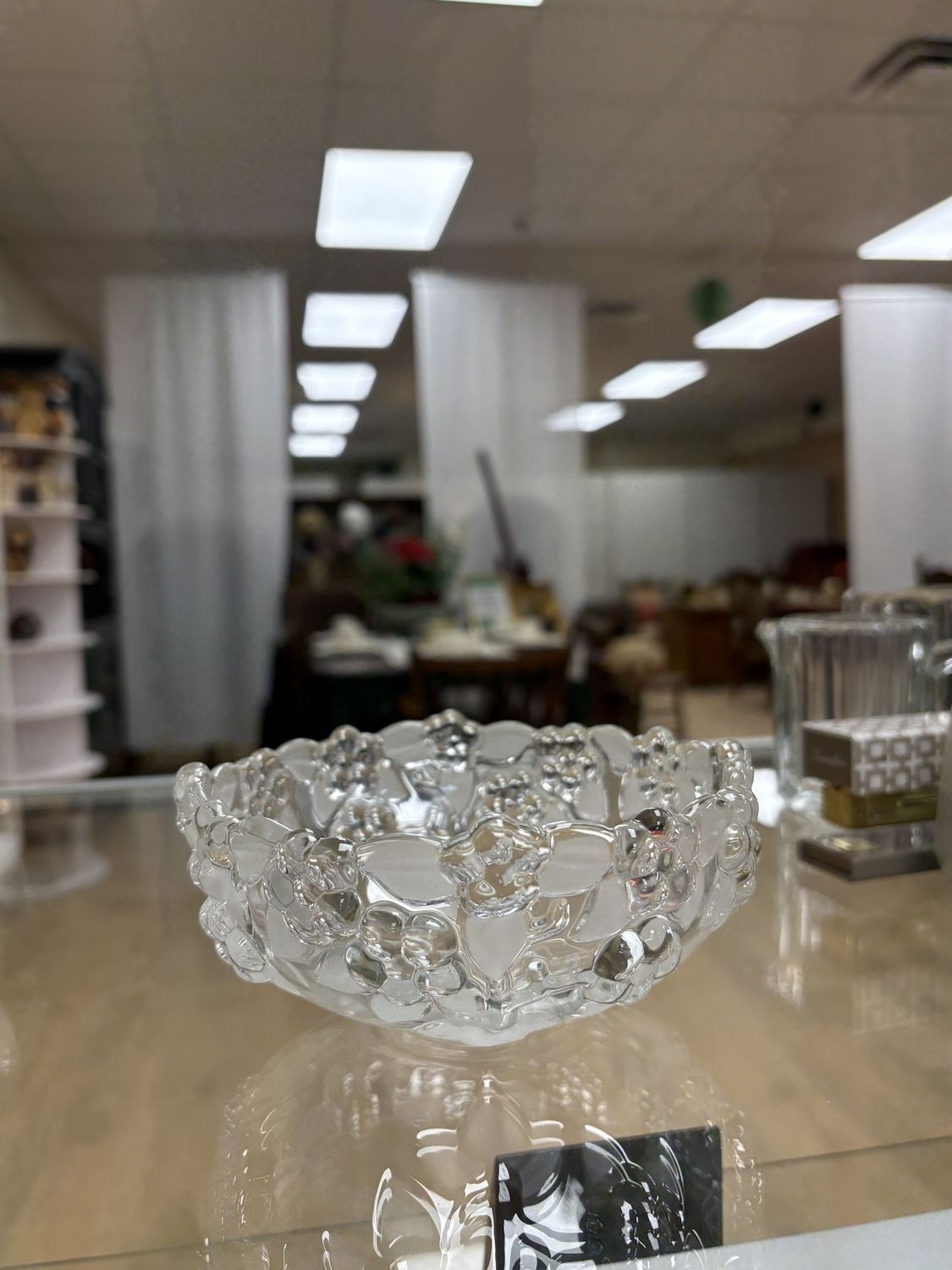 Glass. Mikasa. Bowl. Floral.