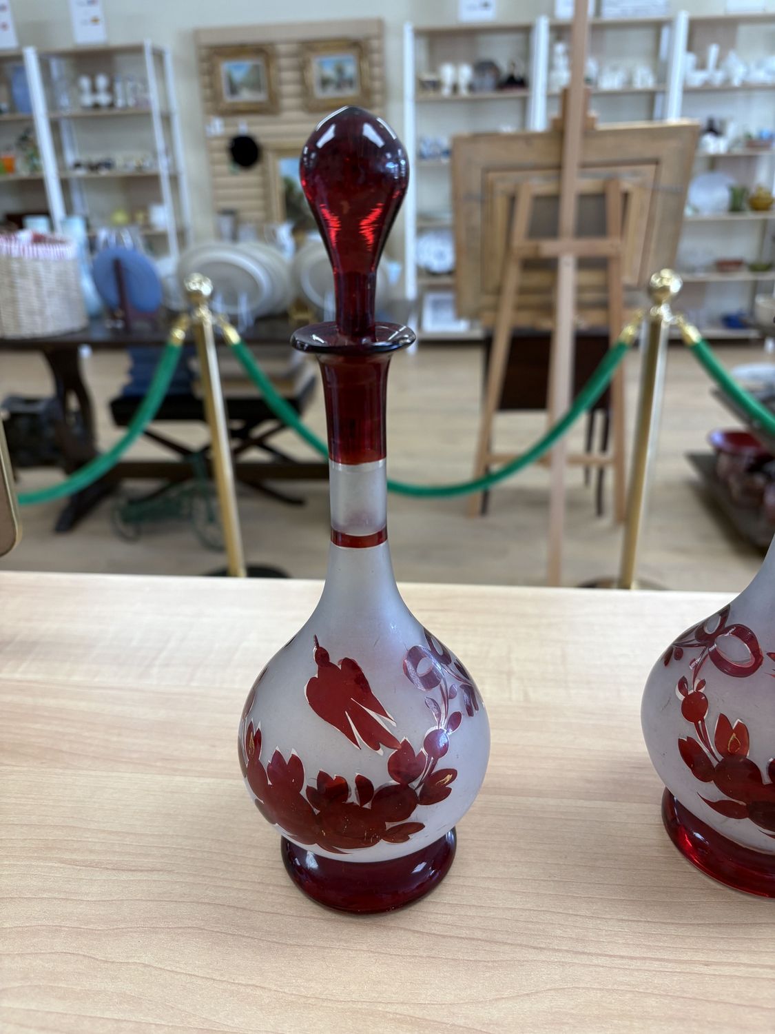 Glass. 10&quot; Decanter w/4 Stemmed Cordial Glasses. Decanter: Frosted w/Red Birds &amp; Flowers; Cordials: Red w/Clear Stem (Set of 5)