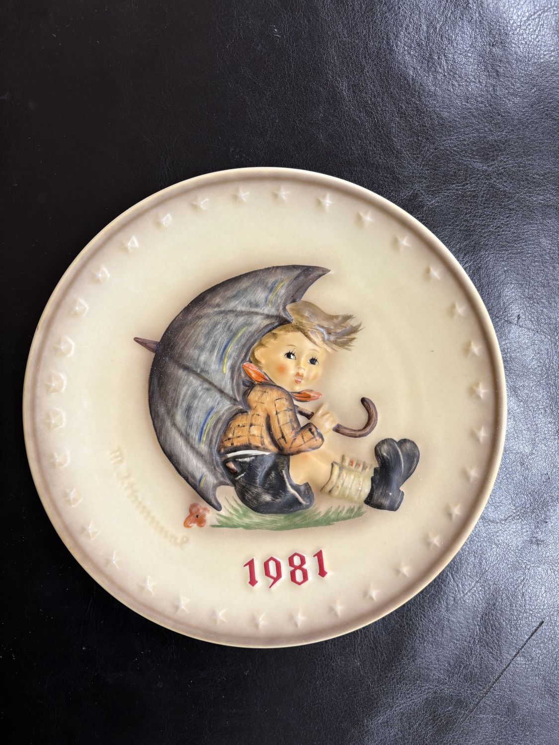 Porcelain. Germany. Hummel. 1981 Annual Plate. &quot;Umbrella Boy&quot;