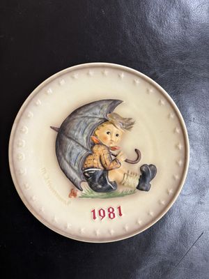 Porcelain. Germany. Hummel. 1981 Annual Plate. "Umbrella Boy"