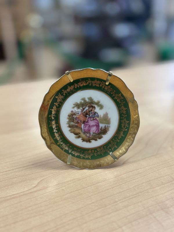Porcelain. France. Limoges. Romancing Couple Mini Plate w/Green &amp; Gold Trim &amp; Plate Stand. 3.75&quot;W