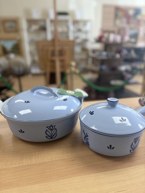 Kitchen Misc. Netherlands. Dru. Vintage Dutch Blue Enamel Dutch Oven + Handled Pot w/Lids (4-piece set)