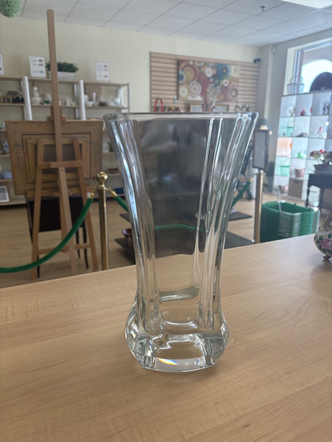 Crystal. France.  Luminarc. Large Vase
