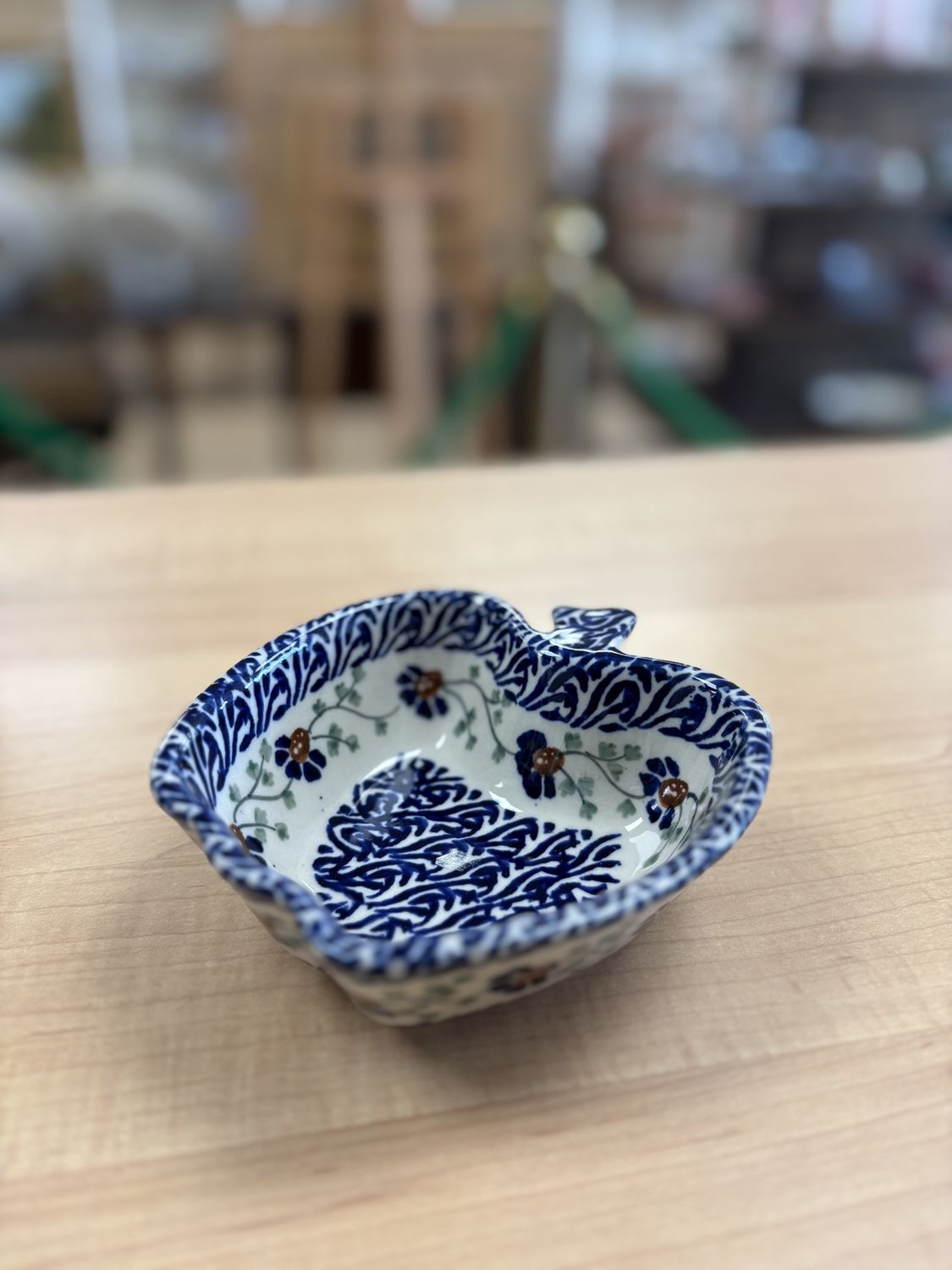 Polish Pottery. Poland. Apple-shaped Dish. Blue &amp; Brown Flowers. 5&quot;W