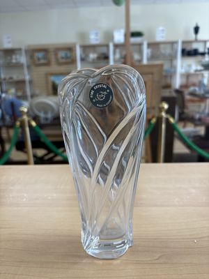 Crystal. Germany. Lenox. Vase. Artic Bloom. 7.75"H