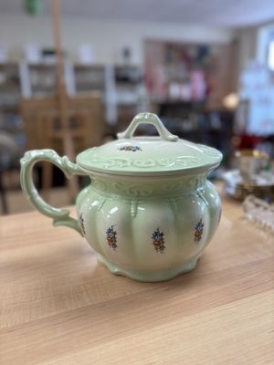 Porcelain. Chamber Pot. Green with Red and Blue Flowers. 2 pcs.