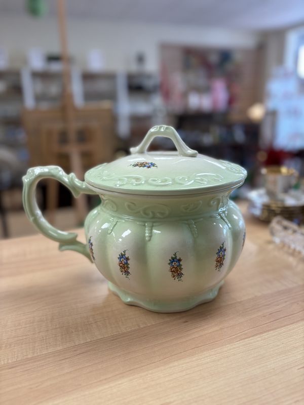 Porcelain. Chamber Pot. Green with Red and Blue Flowers. 2 pcs.