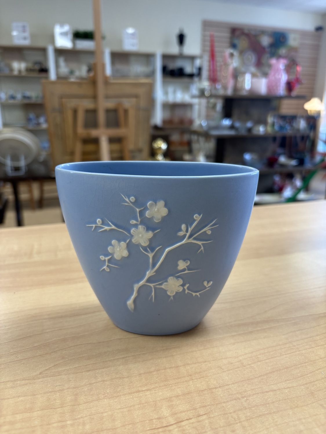 Porcelain. England.  Spode. Copeland England. Blue vase with white floral design. 4.25&quot;Hx5&quot;W