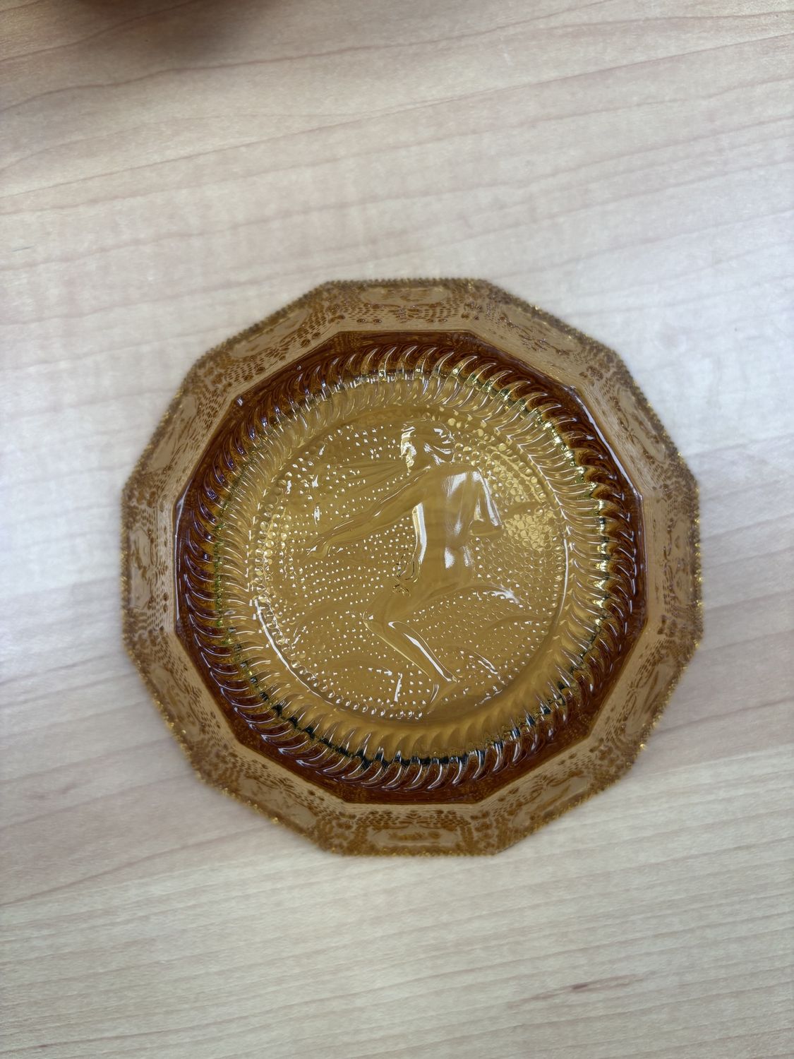 Glass. USA. Amber/Yellow Federal Depression Glass Patrician Spoke Dinner Plate. 11&quot;H