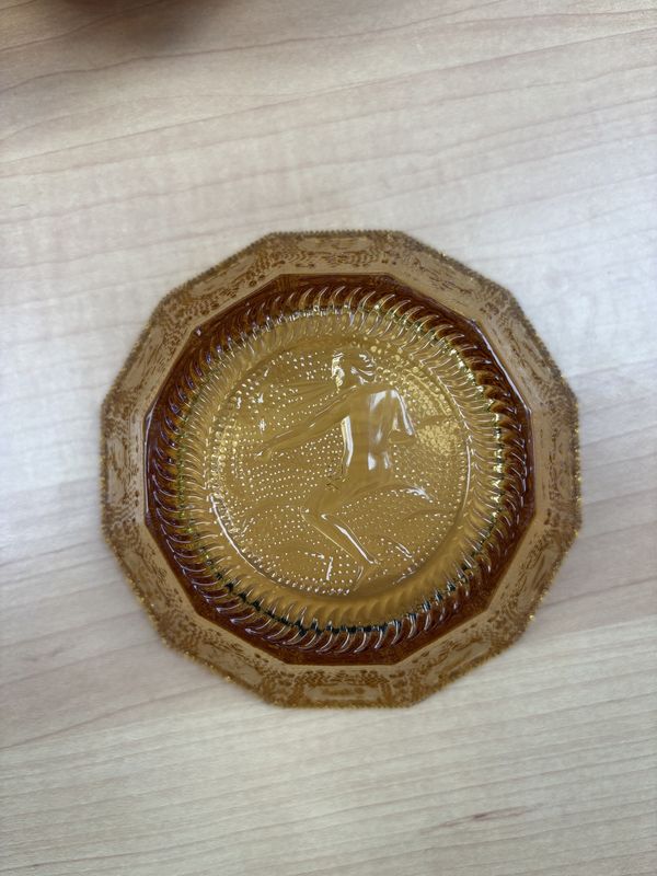Glass. USA. Amber/Yellow Federal Depression Glass Patrician Spoke Dinner Plate. 11&quot;H