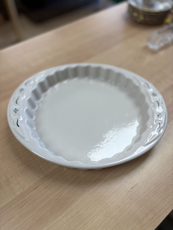 Stoneware. USA. Longaberger Pottery casserole dish