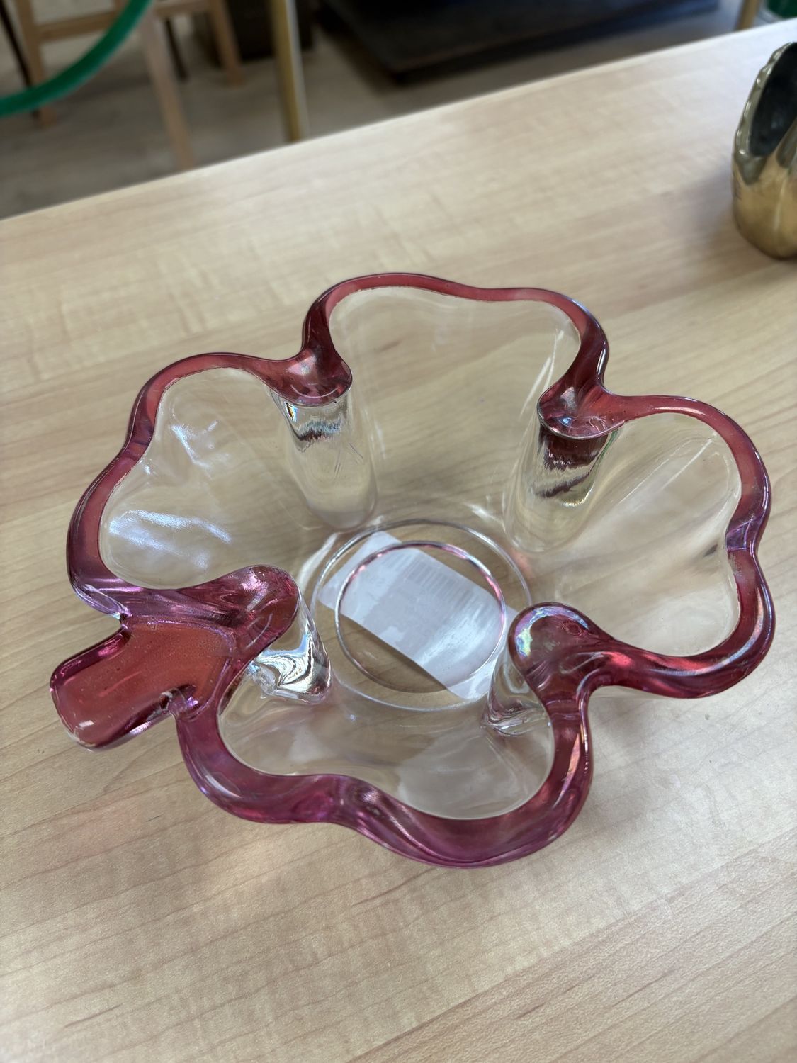 Glass. USA. Vintage thick glass four-leaf clover candy dish. 6.5&quot;W x 2.5&quot;H