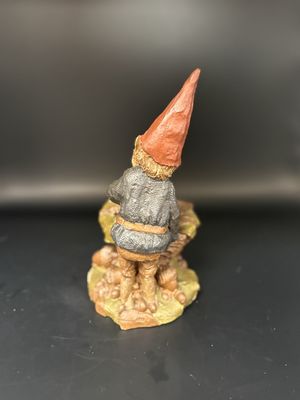 Sculpted Figure. USA. Tom Clark.  Hogan. Gnome behind a Basket containing Golf Ball. 1974. 7" H