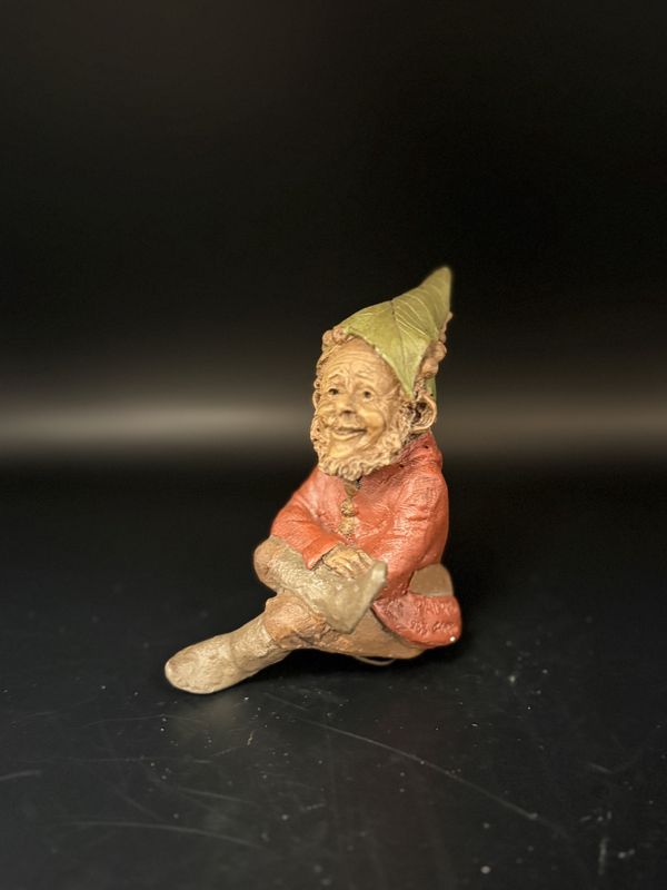 Sculpted Figure. USA. Tom Clark. Padre. Shelf-sitter. Man in Red Shirt &amp; Leaf Hat, Sitting w/Legs Crossed. 1983. 4&#39;&#39;H