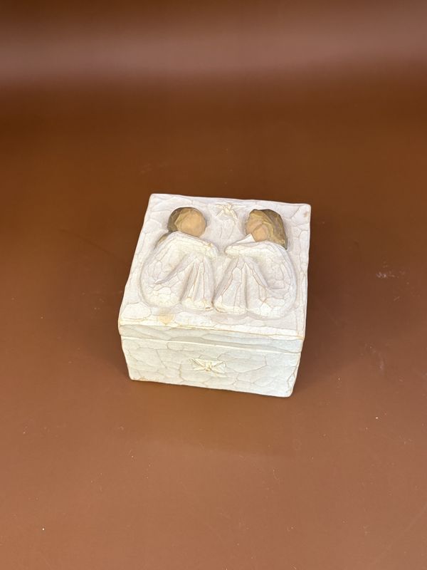 Decor. Willow Tree. Friendship Box with Lid. 3&quot; square