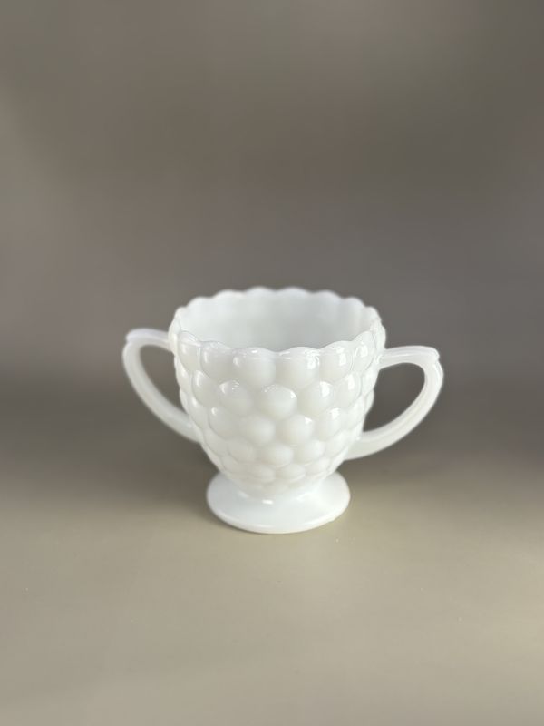 Glass. USA. White Milk Glass Sugar Bowl