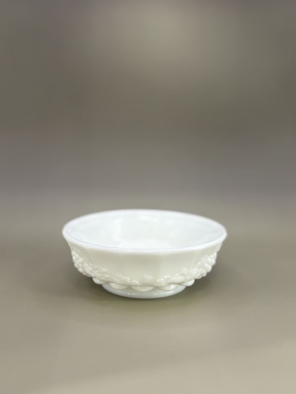 Glass. USA. Westmoreland Glass. White Milk Glass Paneled Grape Pattern Candy Dish