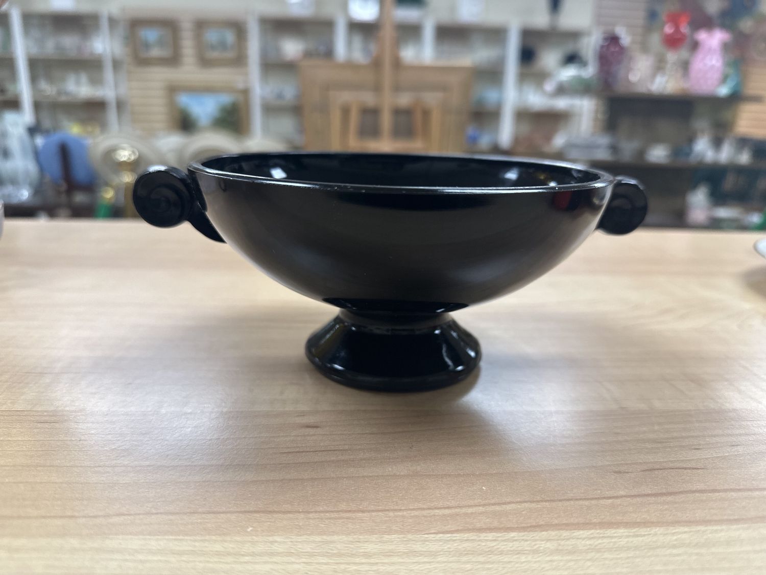 Glass. USA. LE Smith. Art Deco Footed Pedestal Bowl. 1940s. Black Amethyst. 7.75&quot;W
