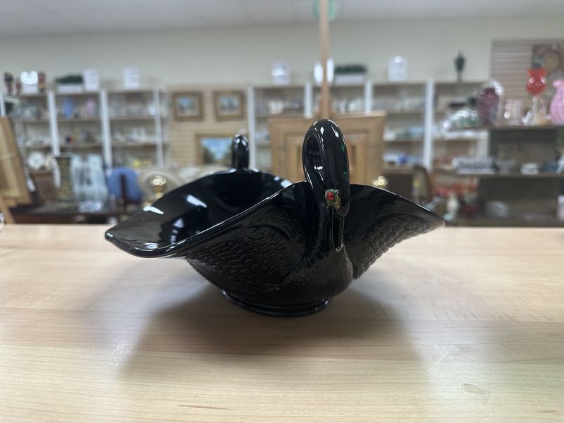 Glass. USA. Fenton. Black Swan Bowl.  11&quot;W