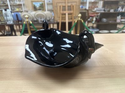Glass. USA. Fenton. Black Swan Bowl. 11"W