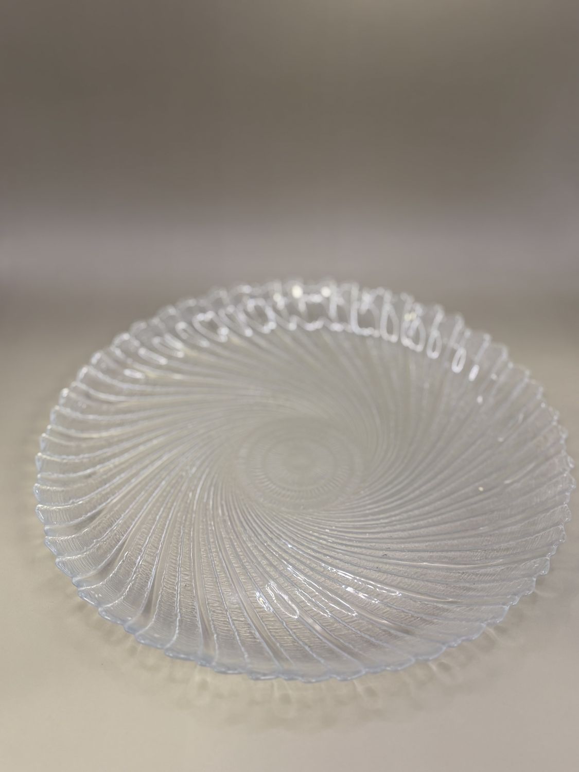 Glass. Plate. Spiral Clear. 10&#39;&#39;W.