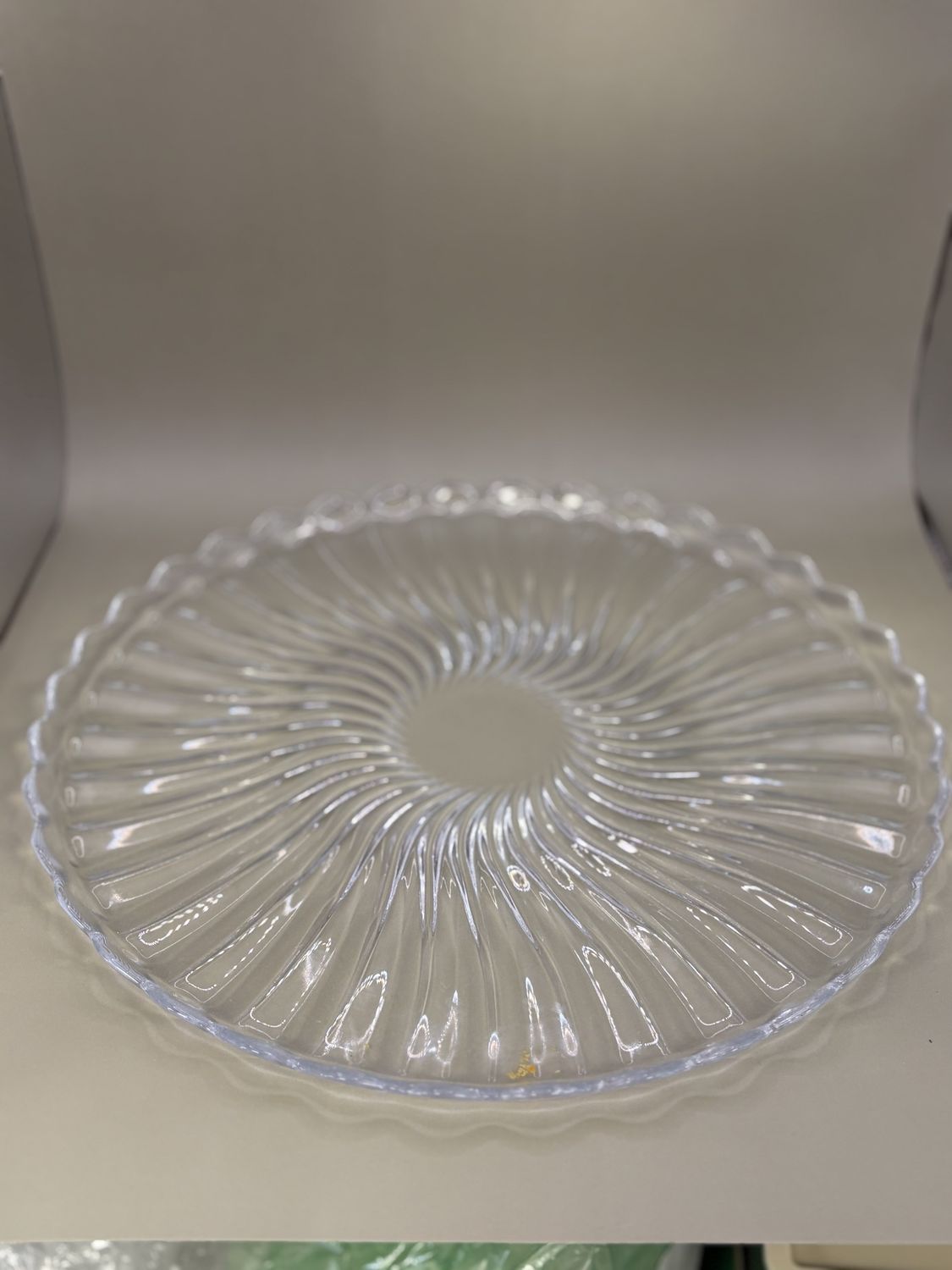 Glass. USA. Cake Plate. Cristal d&#39;Arques Soleil. Sunburst Swirl Pattern.