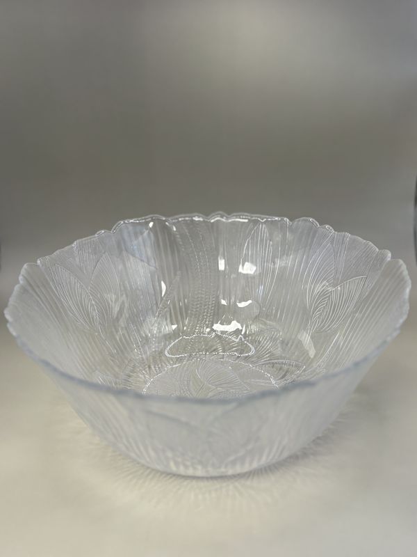 Glass. France. Bowl. Arcoroc Canterbury Crocus. Petal Design. Dishwasher Safe.